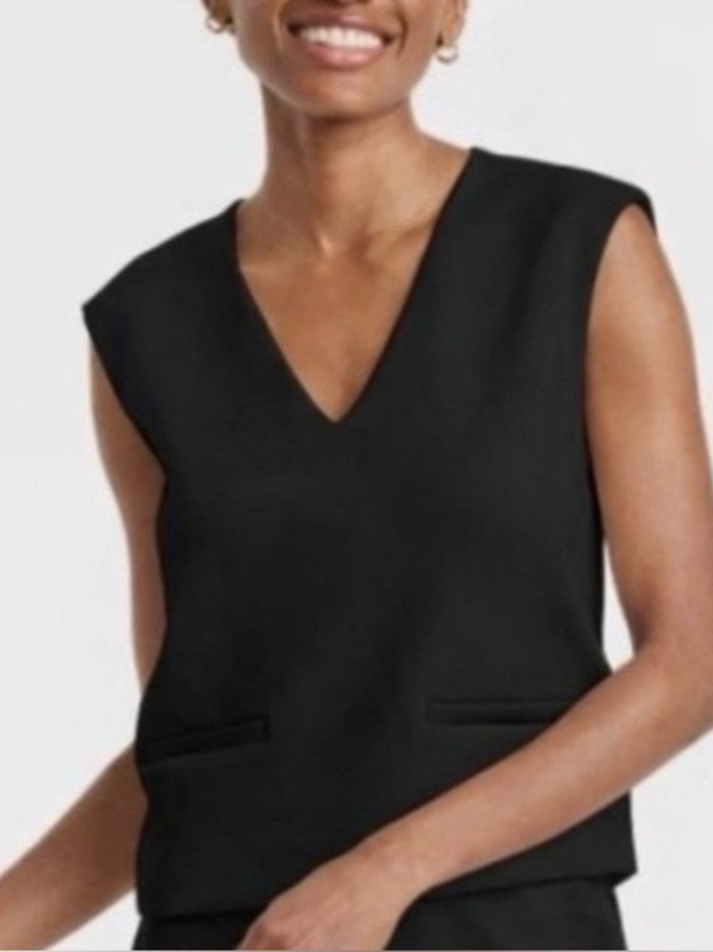 A New Day Black V-Neck Sleeveless Vest Top Size Medium nwot